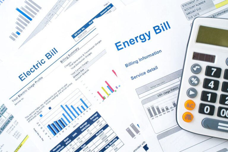 Discover easy and effective tips to lower your energy bills and save money without sacrificing comfort or convenience today.