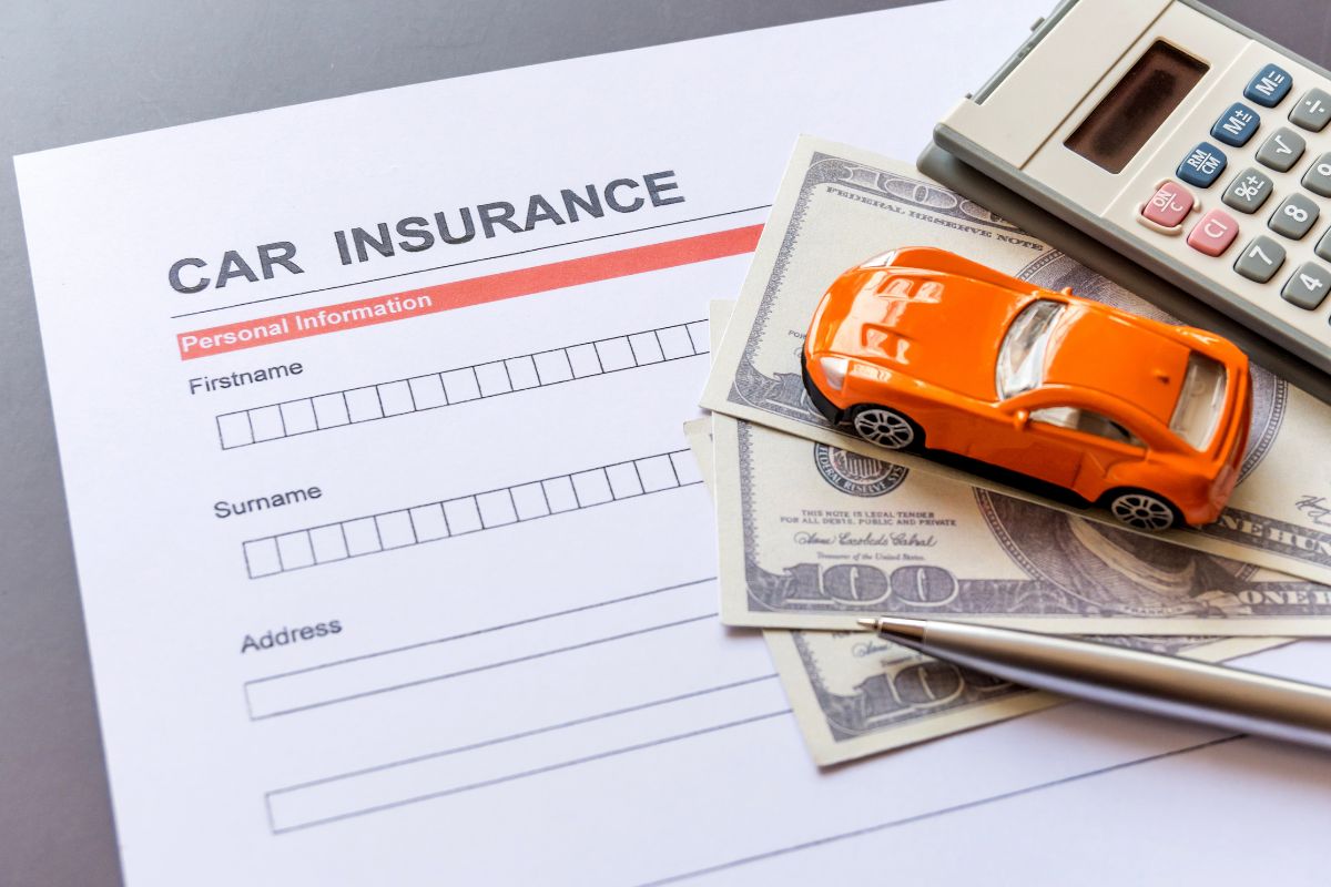 Auto policy documents and coverage options highlighted for Maryland insurance.